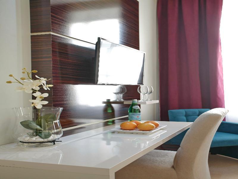 Hotel Theater Belgrade Garni Esterno foto