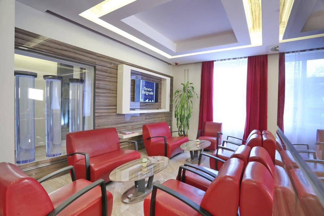 Hotel Theater Belgrade Garni Esterno foto